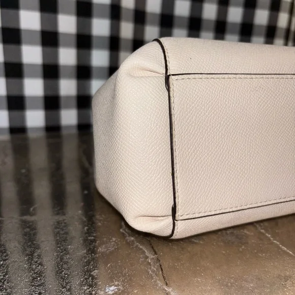 Coach Minetta Crossbody in Chalk Pebbled Leather NWOT 2017 - Picture 7 of 10